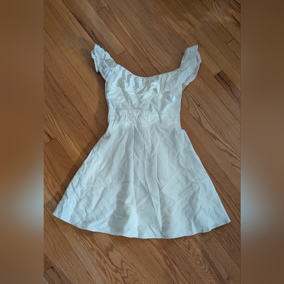Zara Dresses & Skirts - Zara Off-White Textured Knit Top